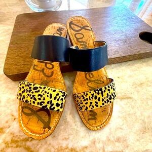 Sam Edelman Black and Tan Dual-Strap Sandals Shellie leather upper.